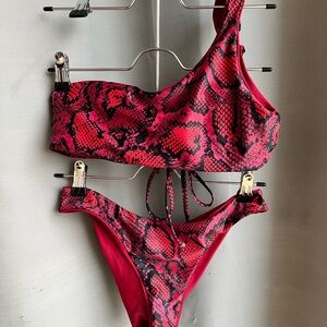 Zaful Red Snake Print Bikini
